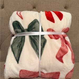 🎄 Christmas Throw Blanket – New with Tags